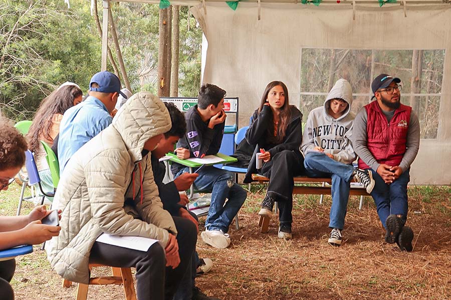Fomentando el sentido de comunidad en colegios campestres por ciclos experiencias y beneficios